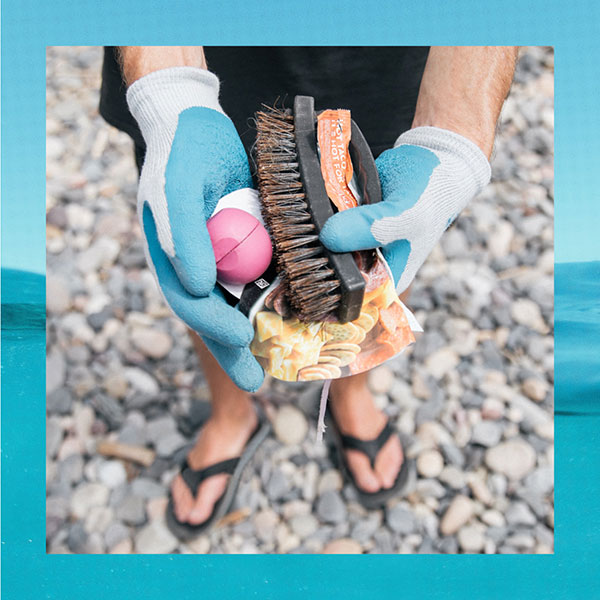 INTERNATIONAL COASTAL CLEANUP MONTH