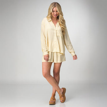 Ellie Short view 4