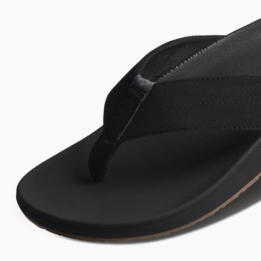 The Raglan - Black/Gum - Down the Line 1 View