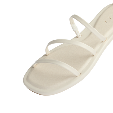 Willow Ava - Whisper White - Down the Line 1 View