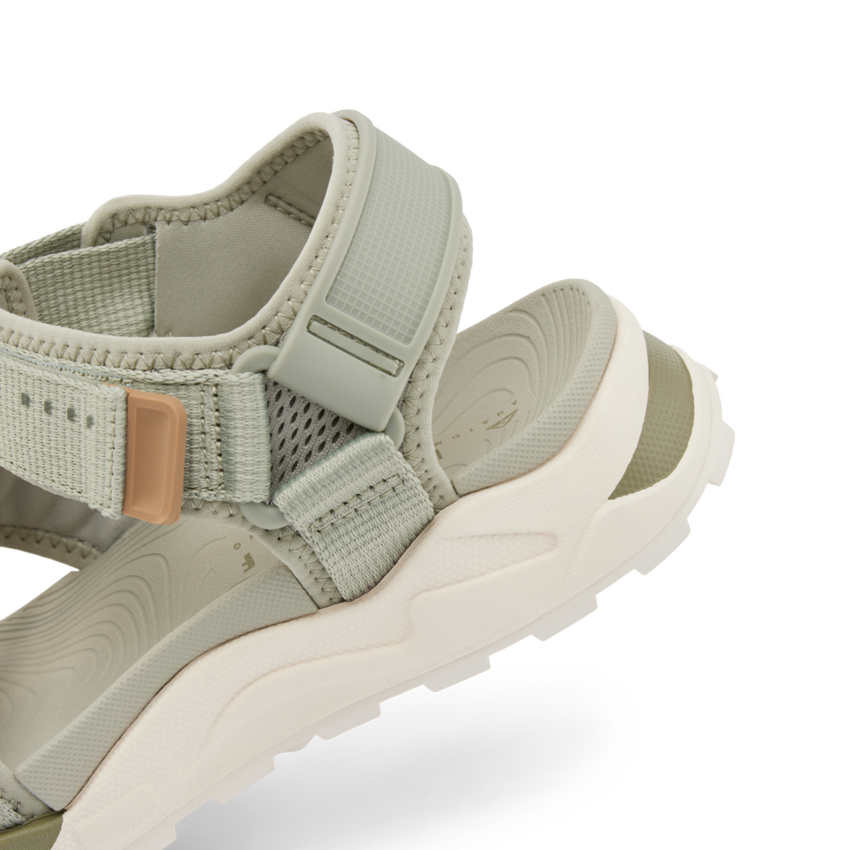 Cross-Shore - Sage/Tan - Down the Line 2 View