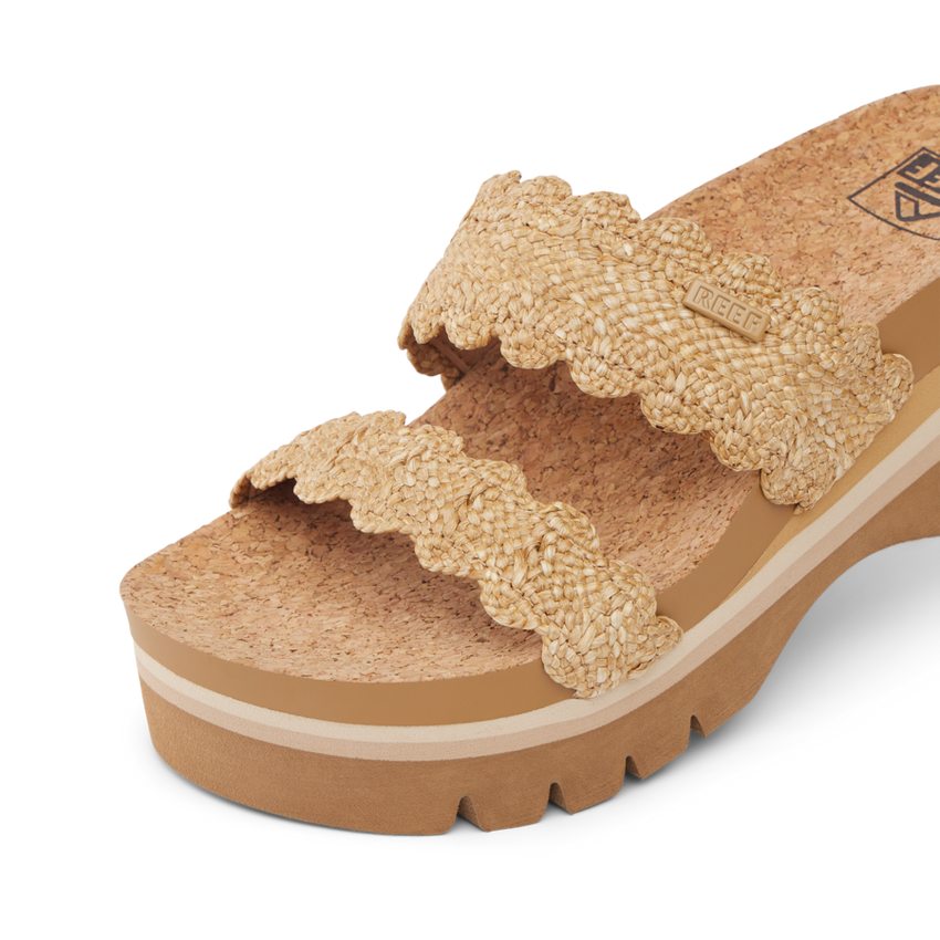 Cushion Vista Higher - Scalloped Tan - Down the Line 1 View