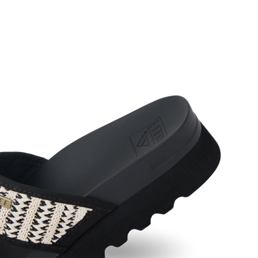 Cushion Vista Hi - Black/Vintage Woven - Down the Line 2 View