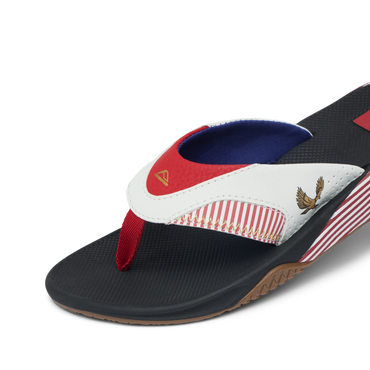 Kids Fanning - Golden Eagle Black - Down the Line 1 View