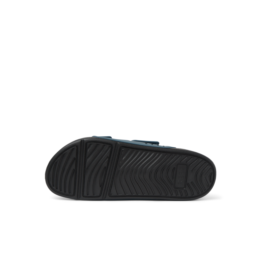 Oasis Adapt -  - Underside View