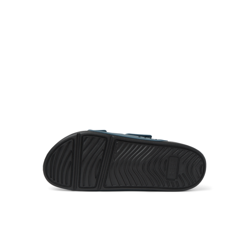 Oasis Adapt -  - Underside View