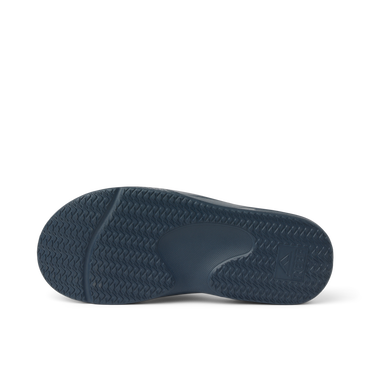 Fanning H2O men's navy blue shoe sole facing up, showing durable, water-friendly traction and arch support design.