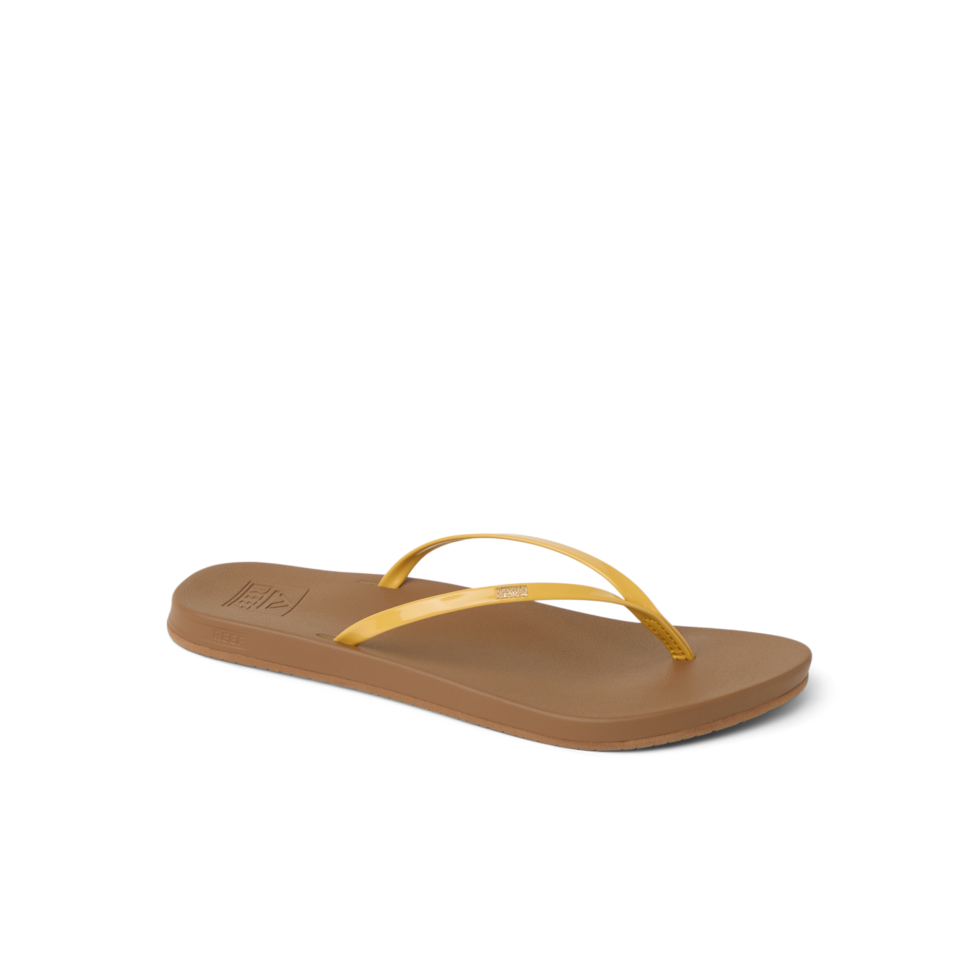 Cushion Slim women’s sandal facing right, golden apricot straps, lightweight with soft-rebound cushioning and arch support.