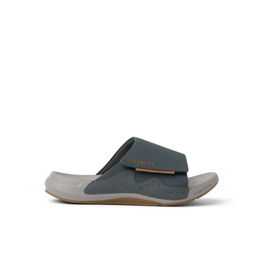 Cruiser Slide - Smoke Grey - Right Side View