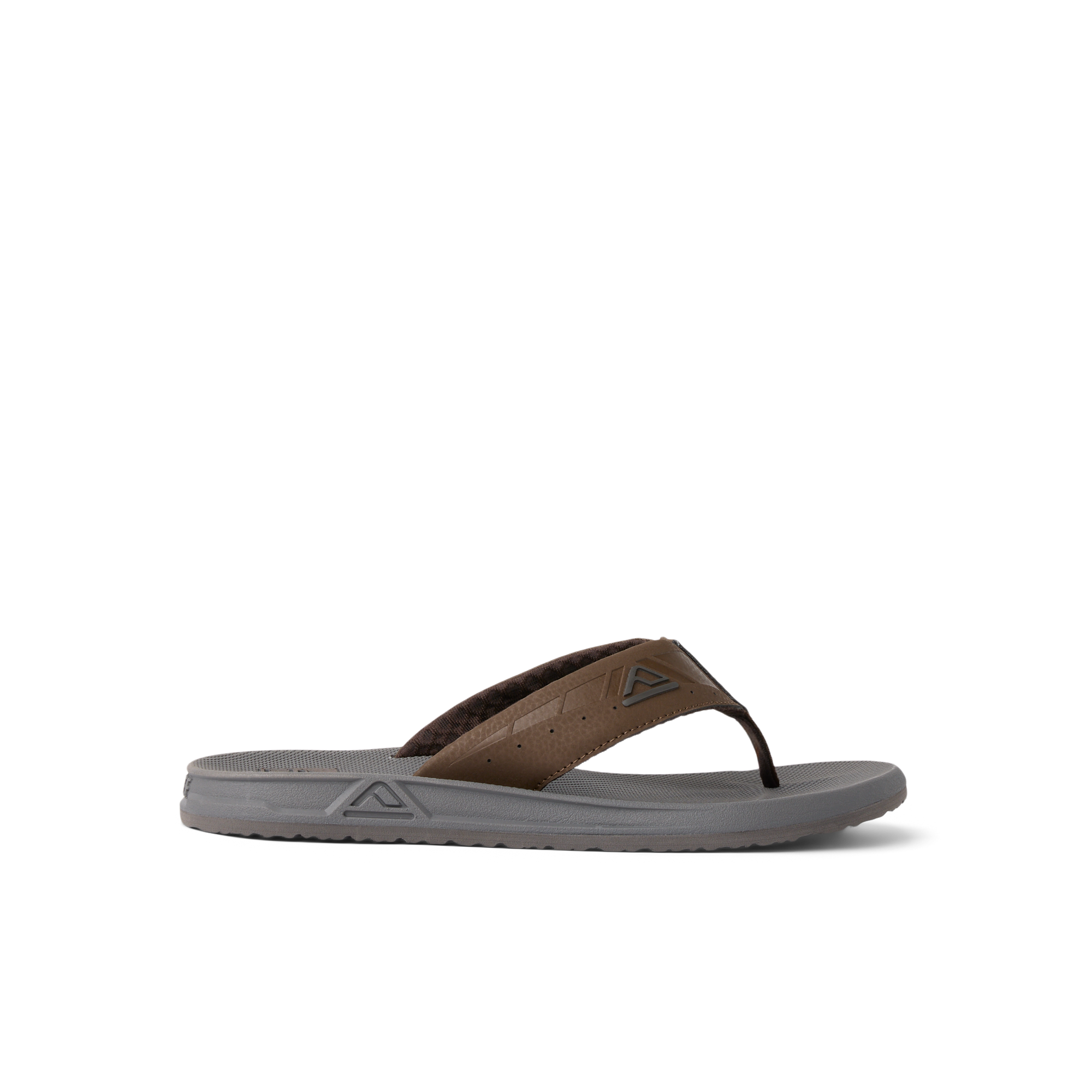 Phantoms right-facing water-friendly sandal with anatomical arch support and soft-rebound cushioning for all-day comfort