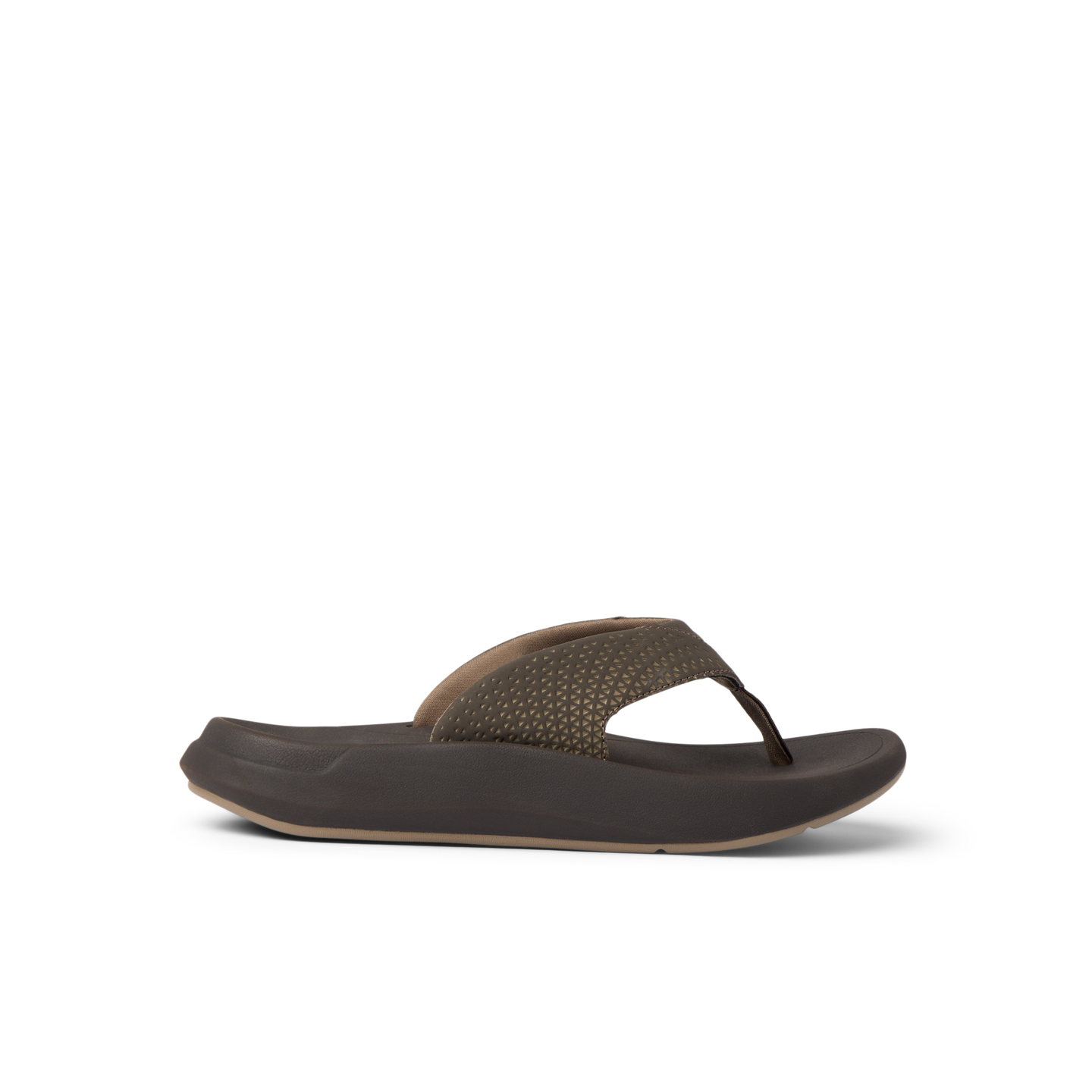 Side view of the Rover + sandal featuring soft-rebound cushioning and water-friendly materials for beach comfort.