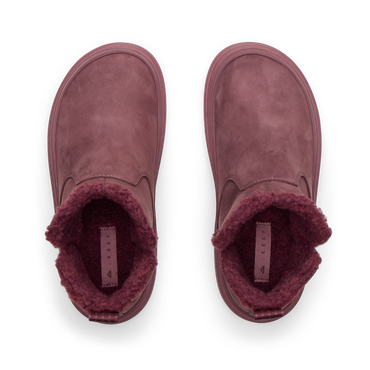 Top view of Weekend Autumn shoes in soft suede with plush lining, designed for comfort and durability by REEF.