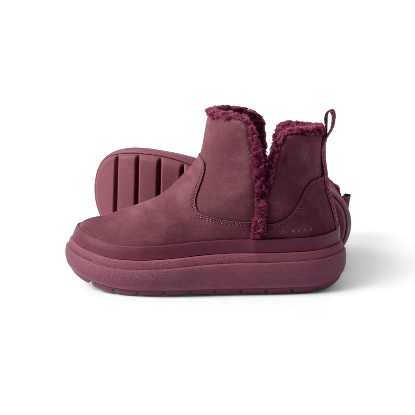 Side view of Weekend Autumn shoe in plum with cozy fleece lining, lightweight sole, and arch support by REEF, facing right.