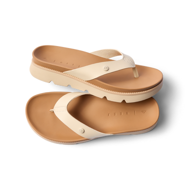 Vista Luxe Vivianahh women's sandals, top view and right side, beige with soft cushioning and arch support, beach-inspired comfort.