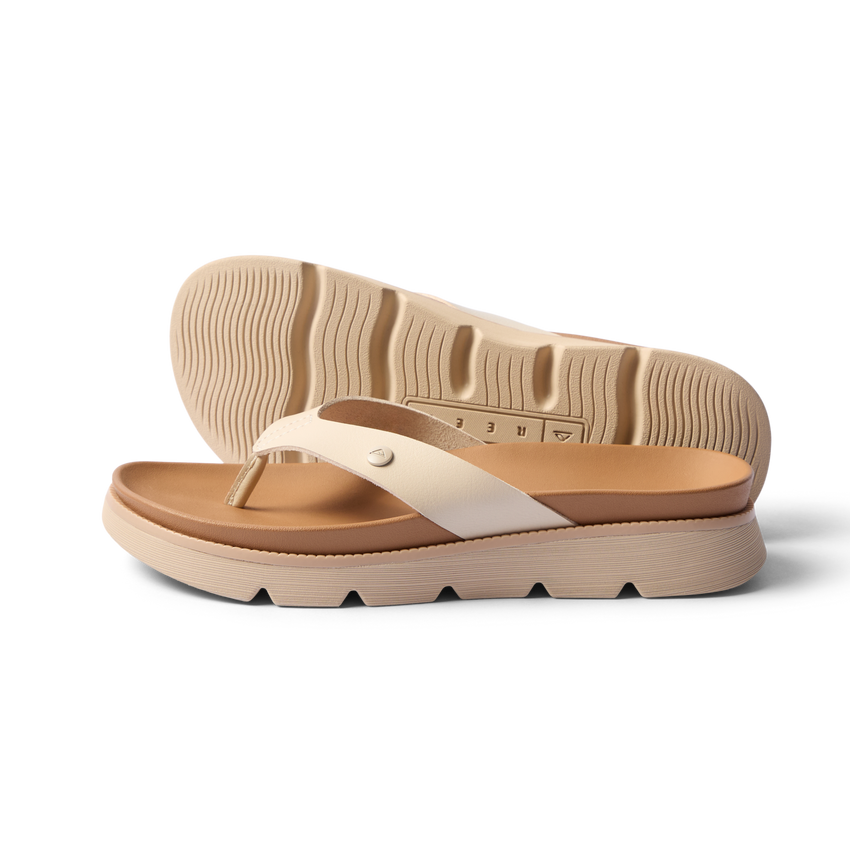 Vista Luxe Vivianahh women’s flip flops left shoe side and bottom showing, beach-inspired comfort sandals