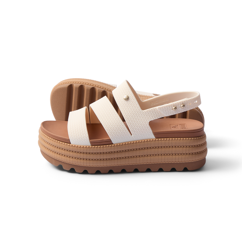 Water Vista Higher 2 sandal for women facing left, showing cushioned platform sole and water-friendly straps.