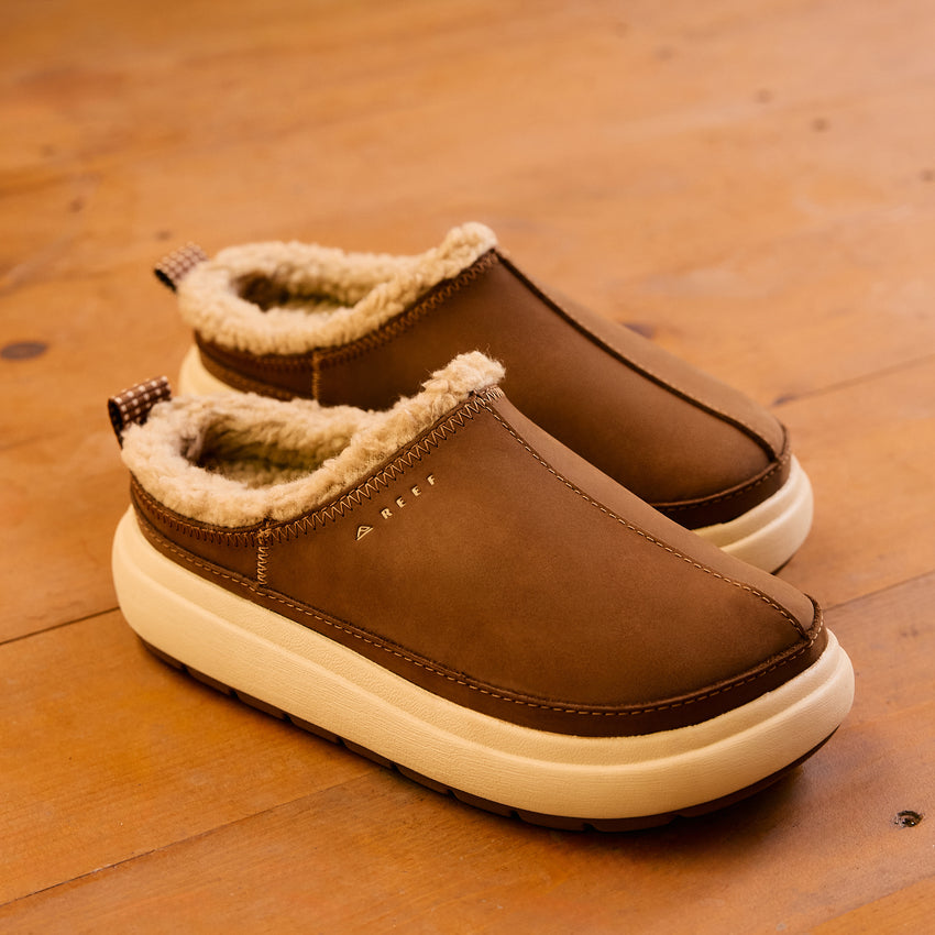 Weekend Low Brooke brown leather clogs facing right with plush lining and cushioned soles